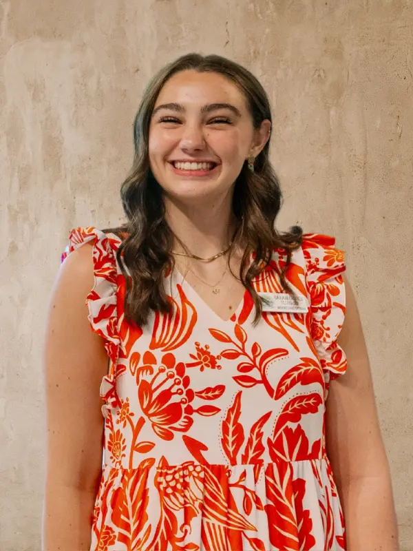 Sarah Grace Slusher headshot